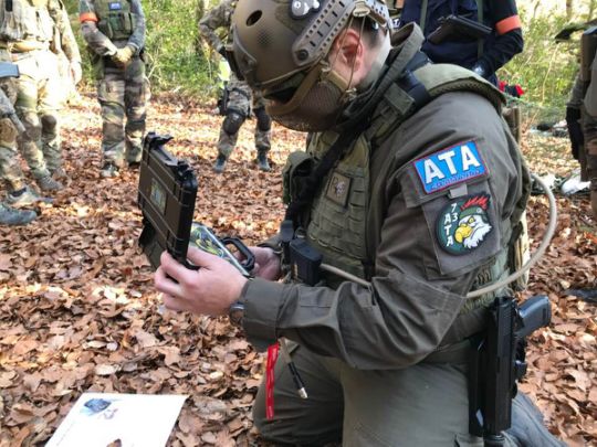 Scénario de jeu avec bombe factice